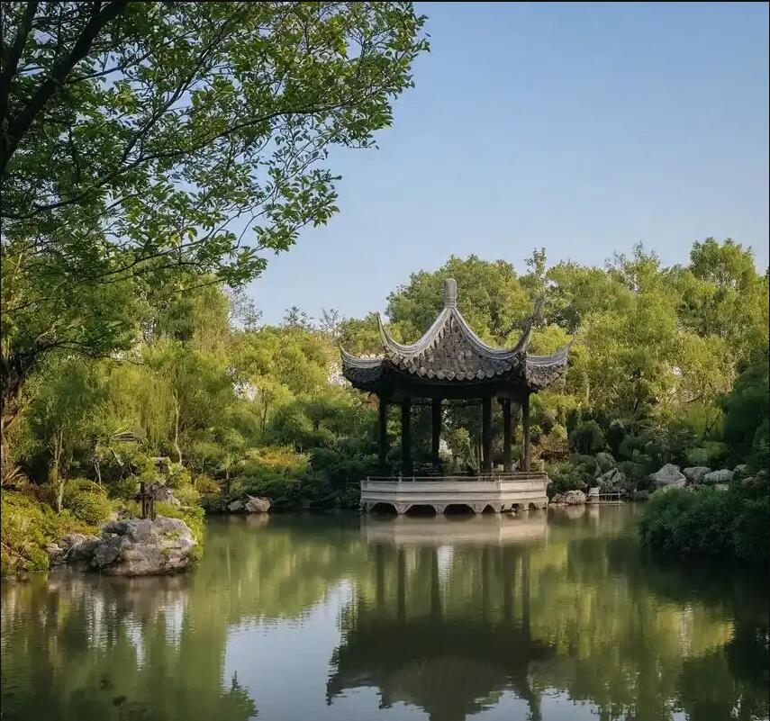 防城港冰夏餐饮有限公司